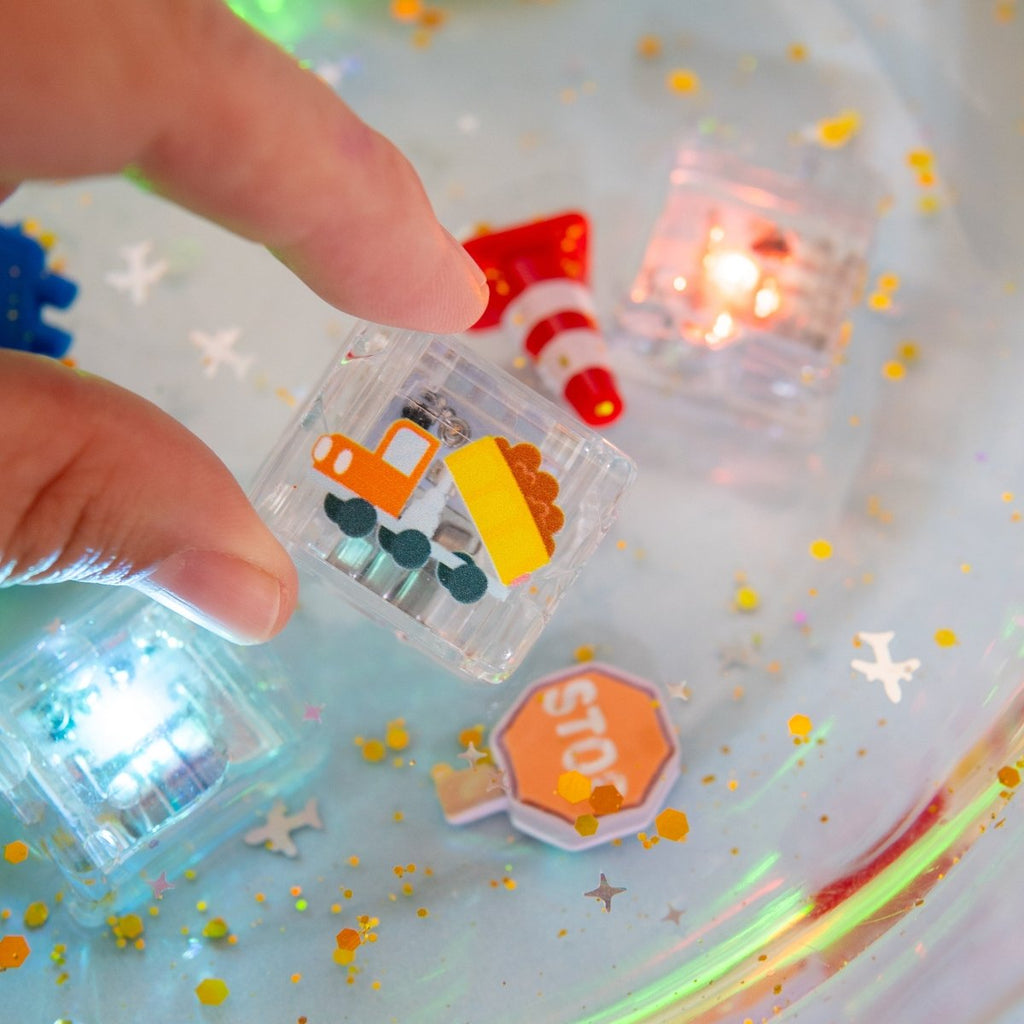 Awesome Autos Cubes - Sensorische leuchtende Würfel - Little Baby Pocket