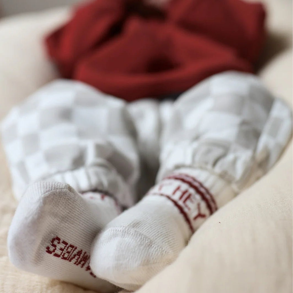Baby Socken HEY BABY burgundy – Famvibes - Little Baby Pocket