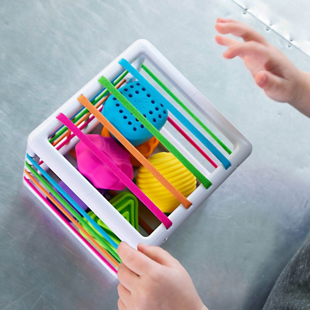 Fat Brain Toy InnyBin - Formen Sortierwürfel - Little Baby Pocket