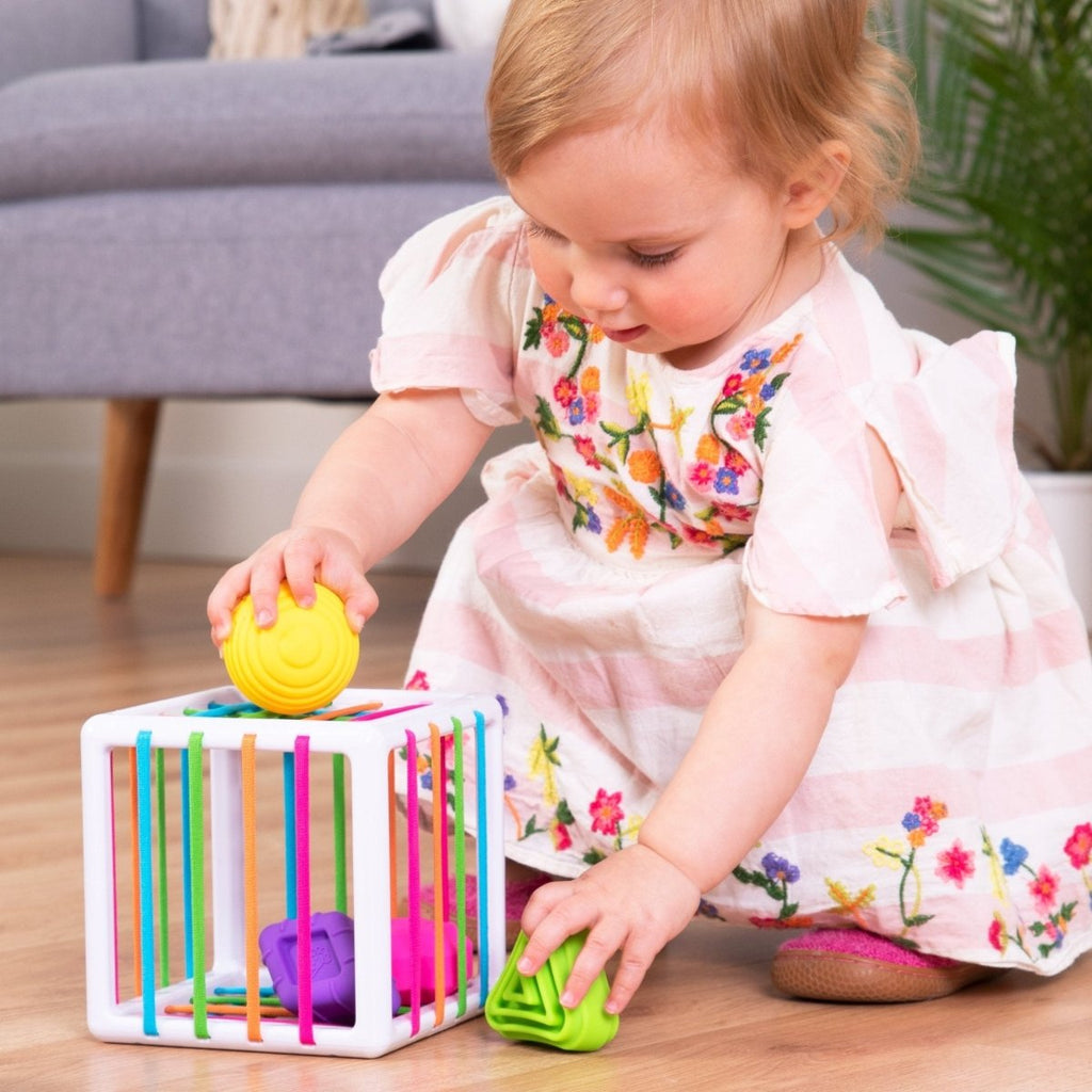 Fat Brain Toy InnyBin - Formen Sortierwürfel - Little Baby Pocket