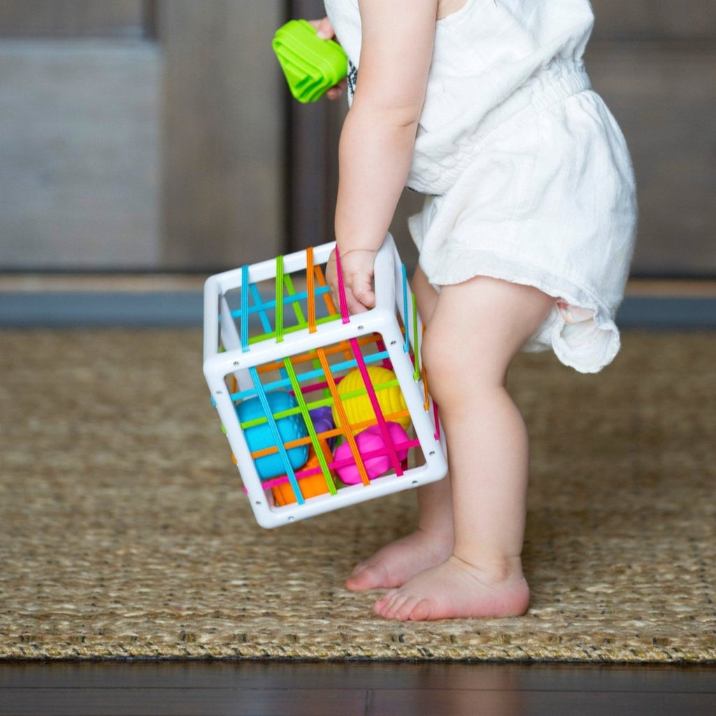 Fat Brain Toy InnyBin - Formen Sortierwürfel - Little Baby Pocket