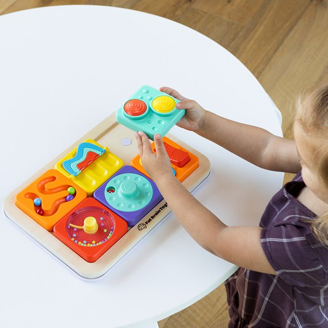 Fat Brain Toy Co - Fat Brain Toy Play Tab Essential Set