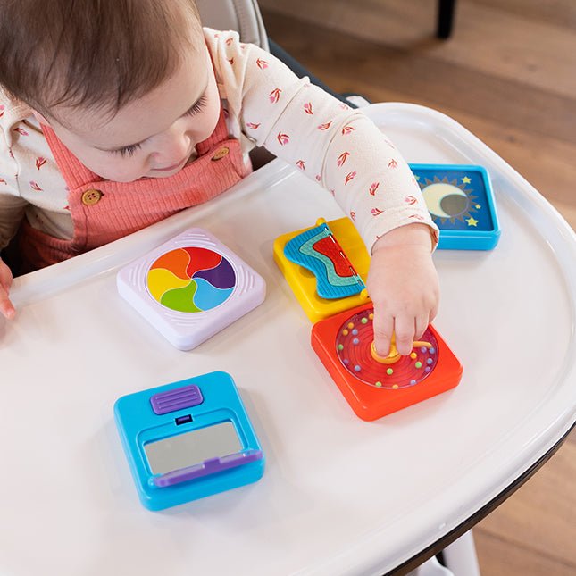 Fat Brain Toy Co - Fat Brain Toy Play Tab Essential Set