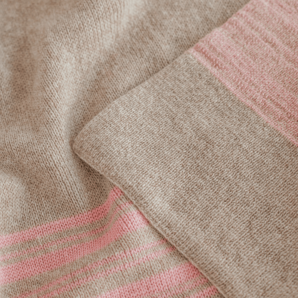 Hvid Babydecke Gilbert Sand / Bubblegum - Little Baby Pocket
