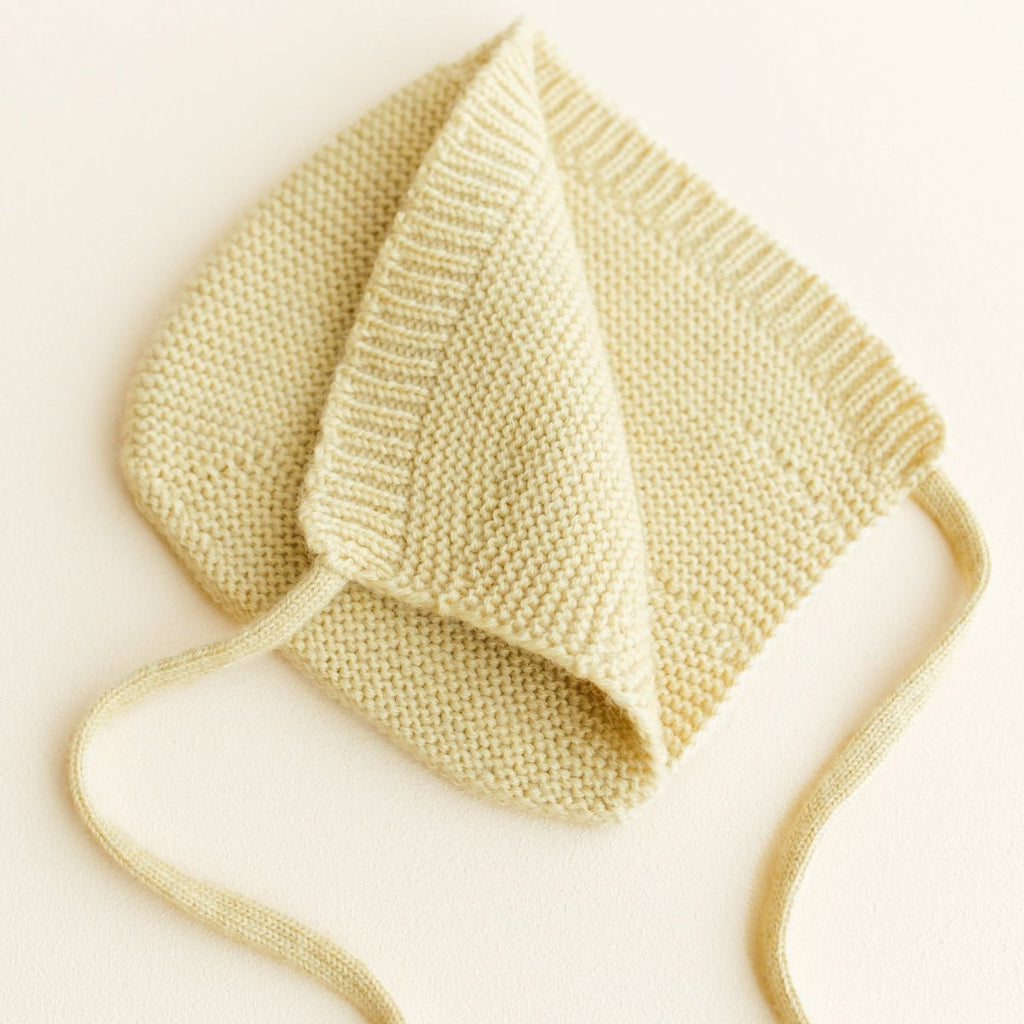 Hvid BONNET Dolly Babymütze aus Wolle - Little Baby Pocket