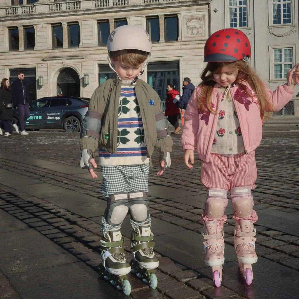 Light Up Rollschuhe Kinder Kalamata – Größenverstellbar, leuchtend - Little Baby Pocket