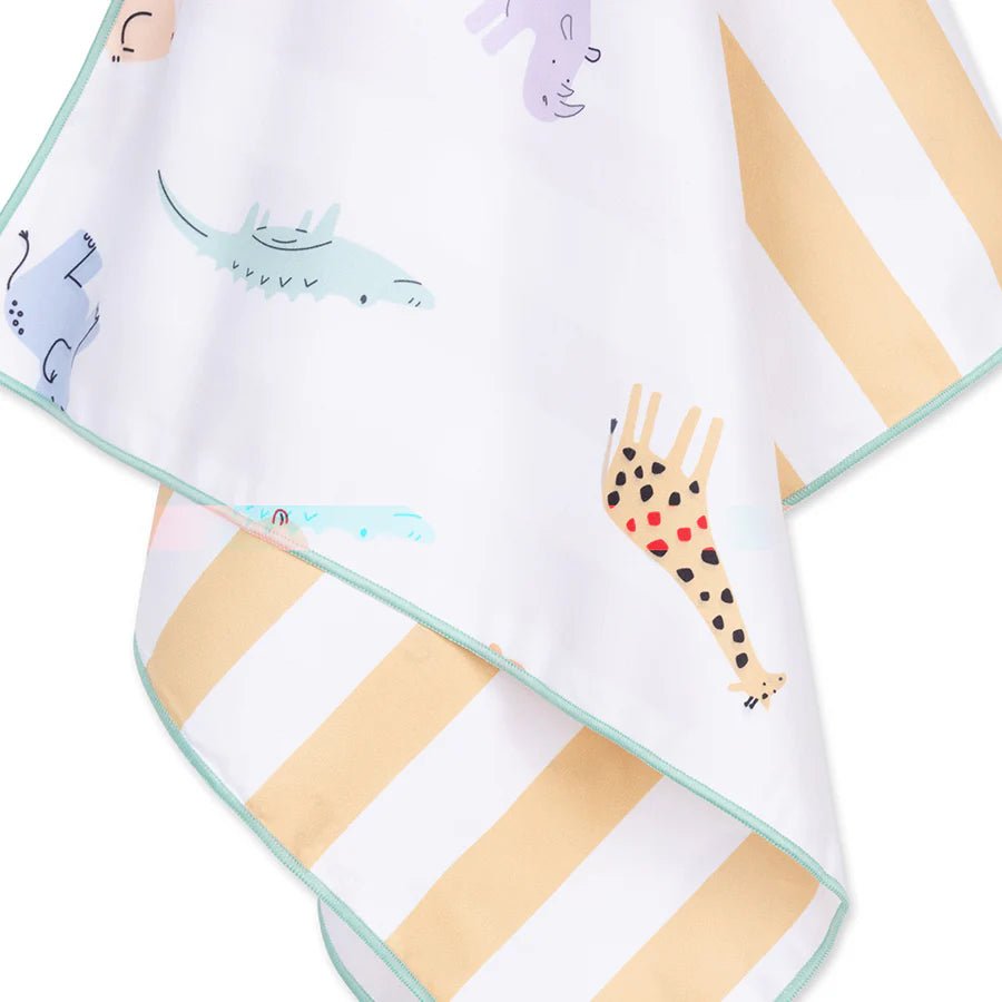 Swim Essentials - Mikrofaser Strandtuch "Wild Life"