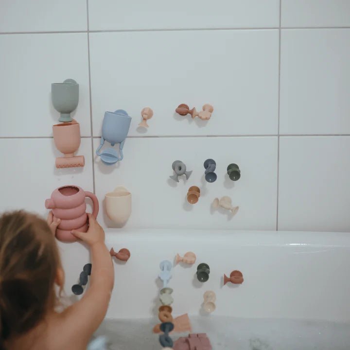 mushie - Pour and Play Bath Set