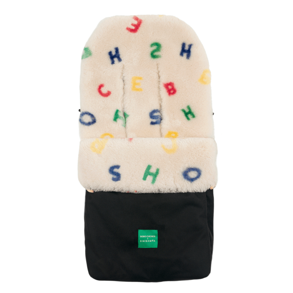 BINIBAMBA - Schafsfell Fußsack Puffmuff Binibamba x Bobo Choses Letterland