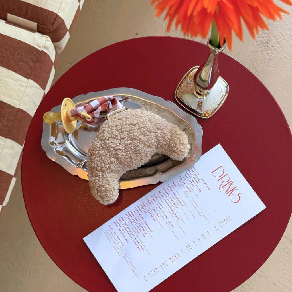 Atelier Pomme - Schnulleranhänger "BONJOUR LITTLE CROISSANT"