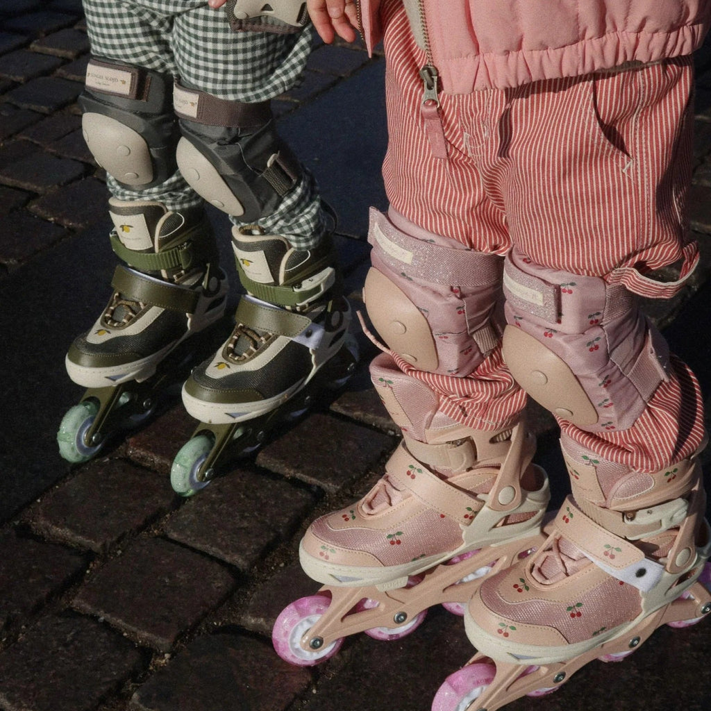 Sicherheitsausrüstung Cherry - Little Baby Pocket