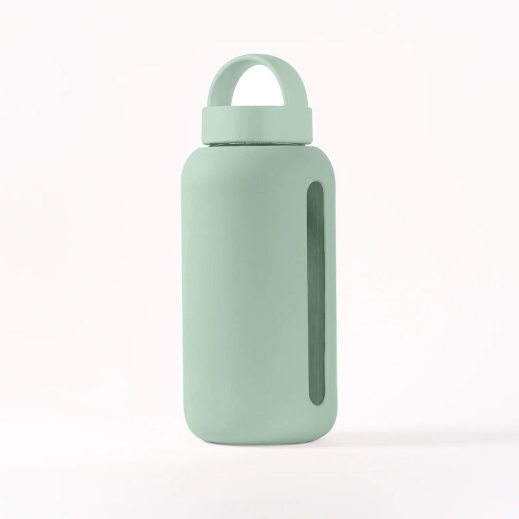 Trinkflasche mit Zeitmarkierung "DAY BOTTLE" - Little Baby Pocket