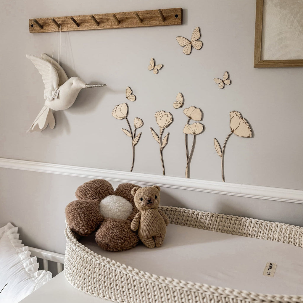 Be Wild Store - Wanddekoration "Schmetterlinge und Blumen"