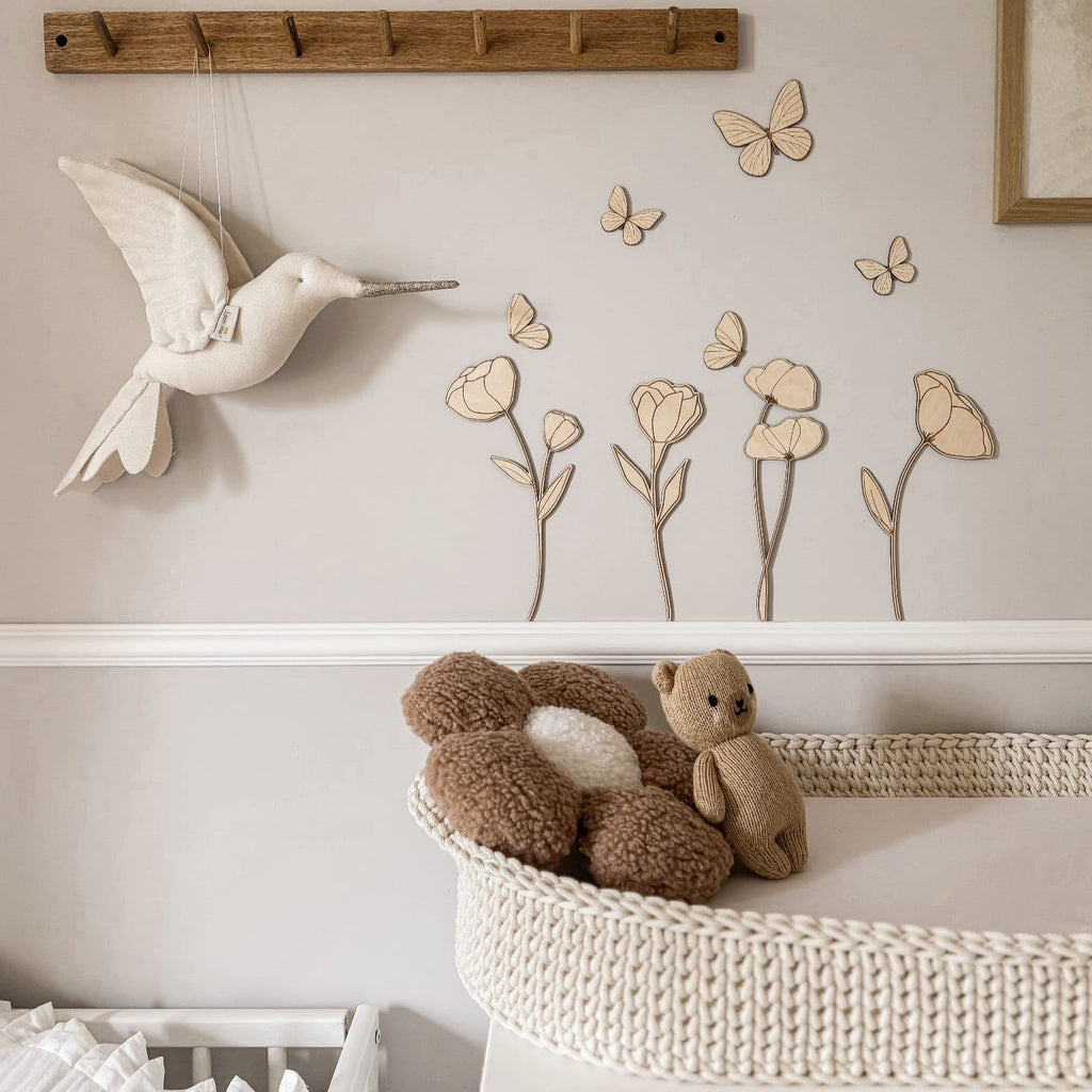 Be Wild Store - Wanddekoration "Schmetterlinge und Blumen"