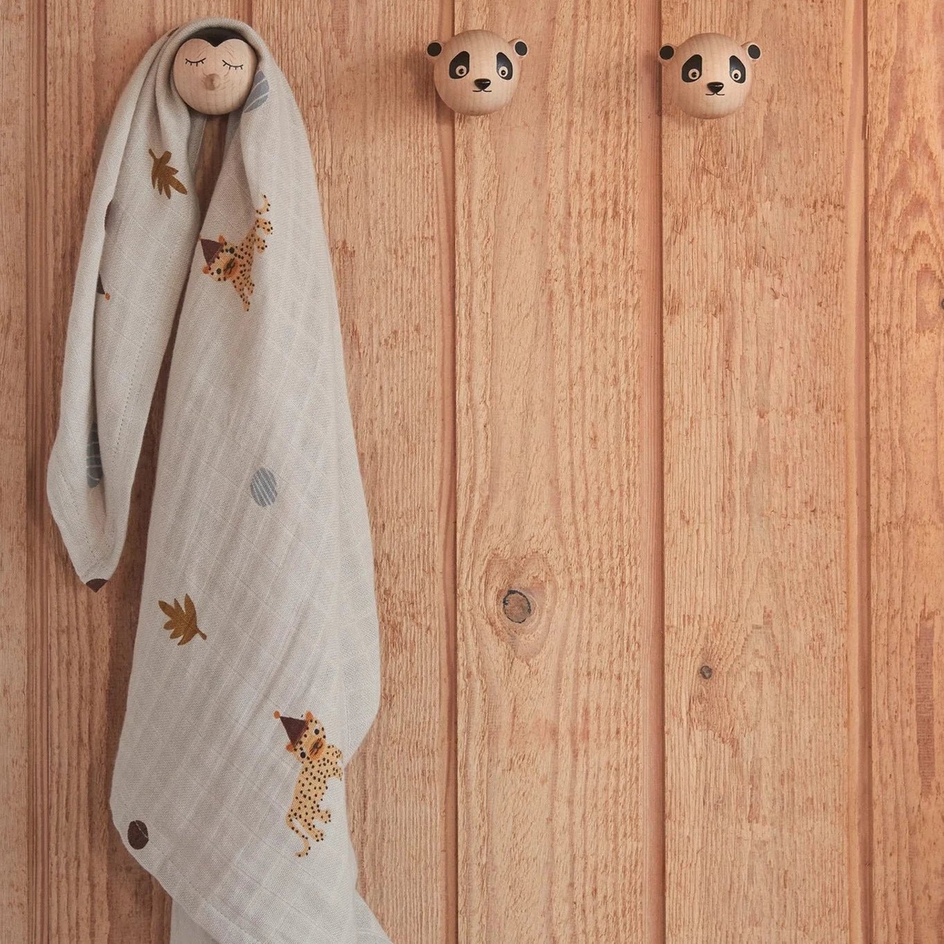 4 Houten Eikenhouten Wandhaken, Ronde Cirkel, Garderobekasthaken, Jashaken, Cadeau-idee, Stippen, Kindergarderobe, Handdoekhouder, Modern - België 4 Houten Eikenhouten Wandhaken, Ronde Cirkel, Garderobekasthaken, Jashaken, Cadeau-idee, Stippen, Kindergarderobe, Handdoekhouder, Modern - België