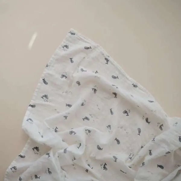 Mulltuch "Swaddle Muslin Whales" - Little Baby Pocket