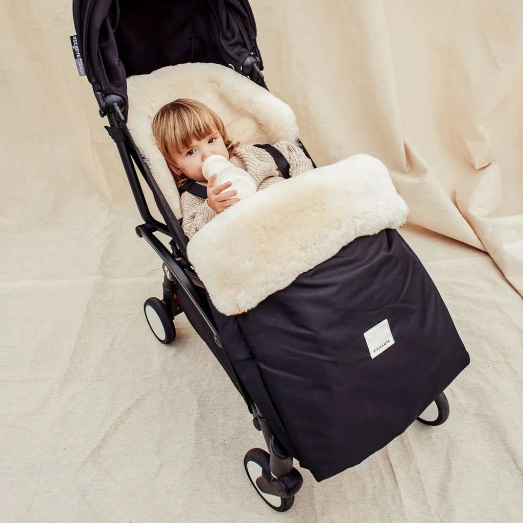 Schafsfell Fußsack Puffmuff MILK - Little Baby Pocket