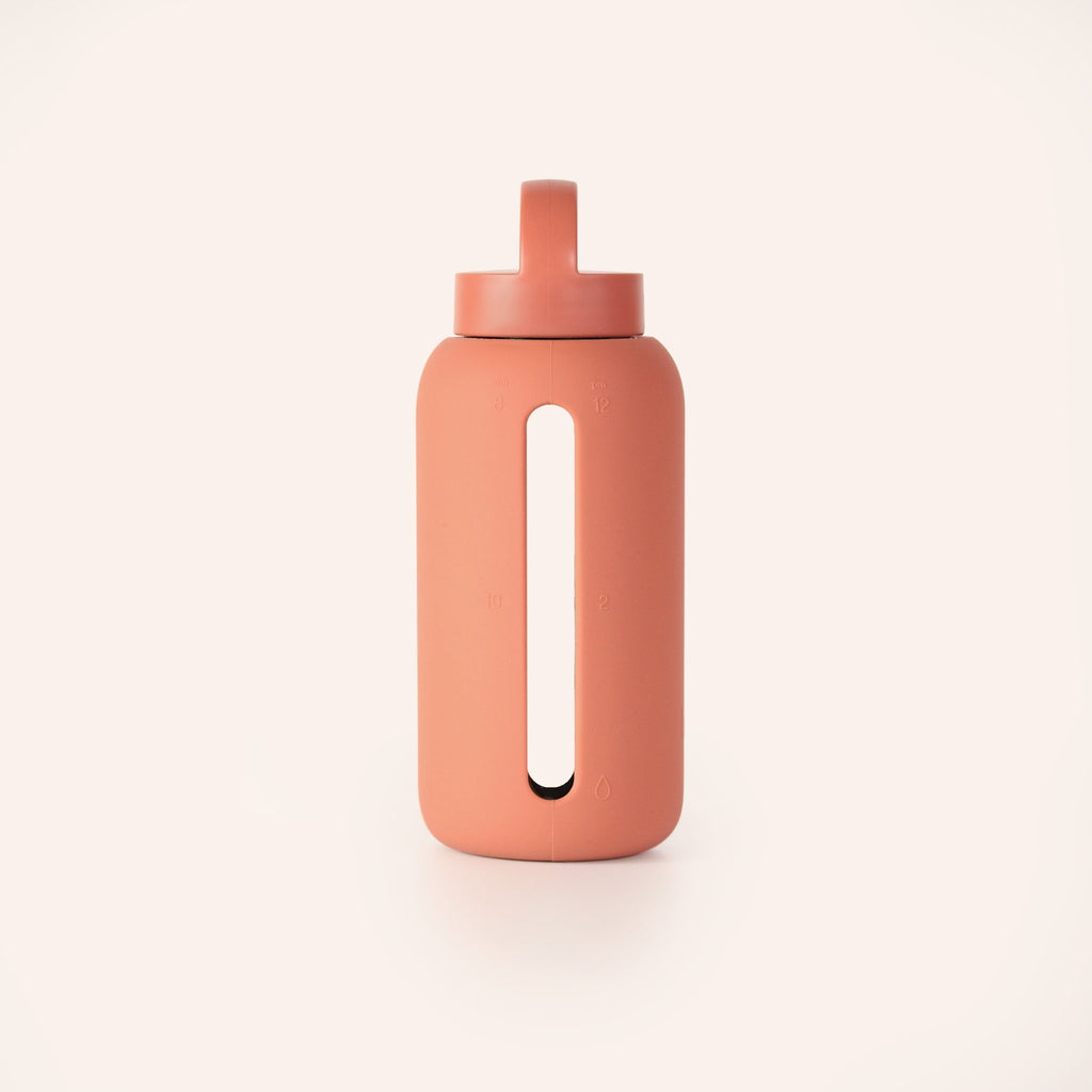 Trinkflasche mit Zeitmarkierung "DAY BOTTLE" - Little Baby Pocket